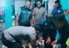Polsek Gebang Polresta Cirebon Bersama Damkar Evakuasi Ular Piton di Rumah Warga