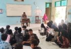 Polsek Ciwaringin Polresta Cirebon Laksanakan Police Goes to School di SMPN 1 Ciwaringin