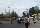 Polsek Ciwaringin Polresta Cirebon Tingkatkan Pelayanan Pagi, Laksanakan Pengaturan Lalu Lintas dan Penyeberangan Pelajar