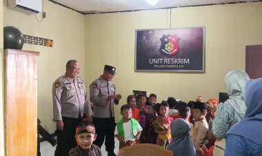Kunjungan TK Al Husna ke Mako Polsek Pabedilan, Tanamkan Edukasi dan Kedekatan Anak dengan Polisi