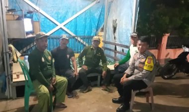Bhabinkamtibmas Polsek Gegesik Polresta Cirebon Intensifkan Sambang Dialogis Bersama Tokoh Masyarakat untuk Ciptakan Situasi Kondusif