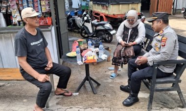 Kapolsek Sedong Gelar Jumat Curhat di SPPG Sedong 1, Serap Aspirasi dan Berikan Edukasi Keselamatan Kerja
